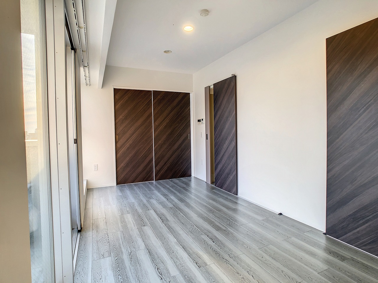 gallery1