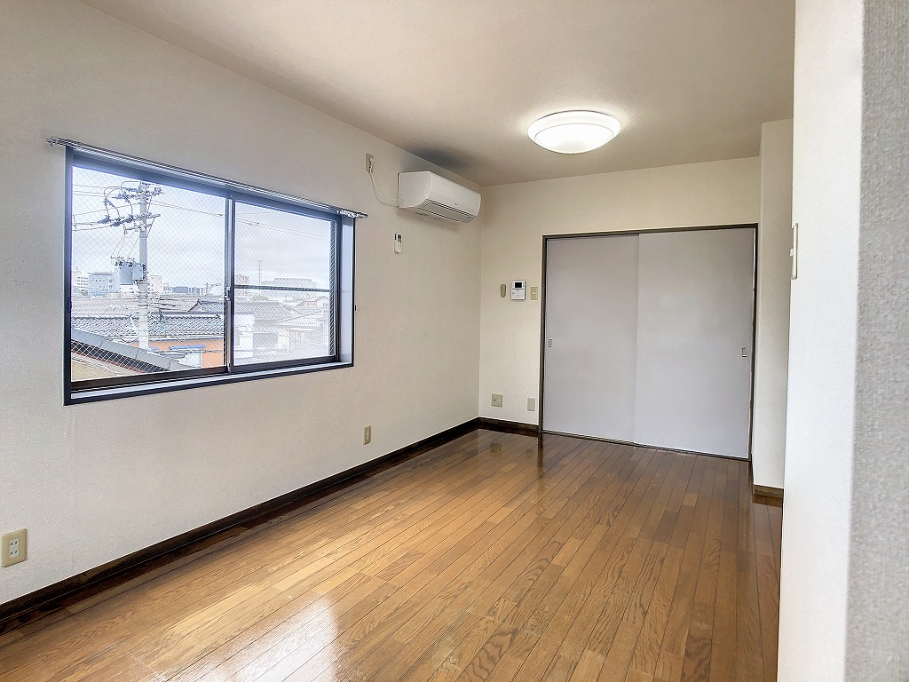 gallery1