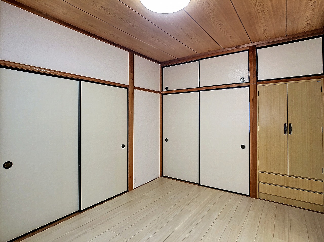gallery1
