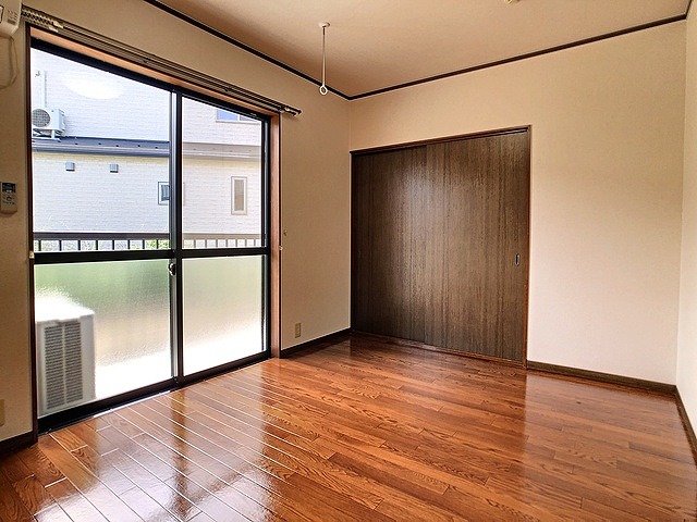 gallery1