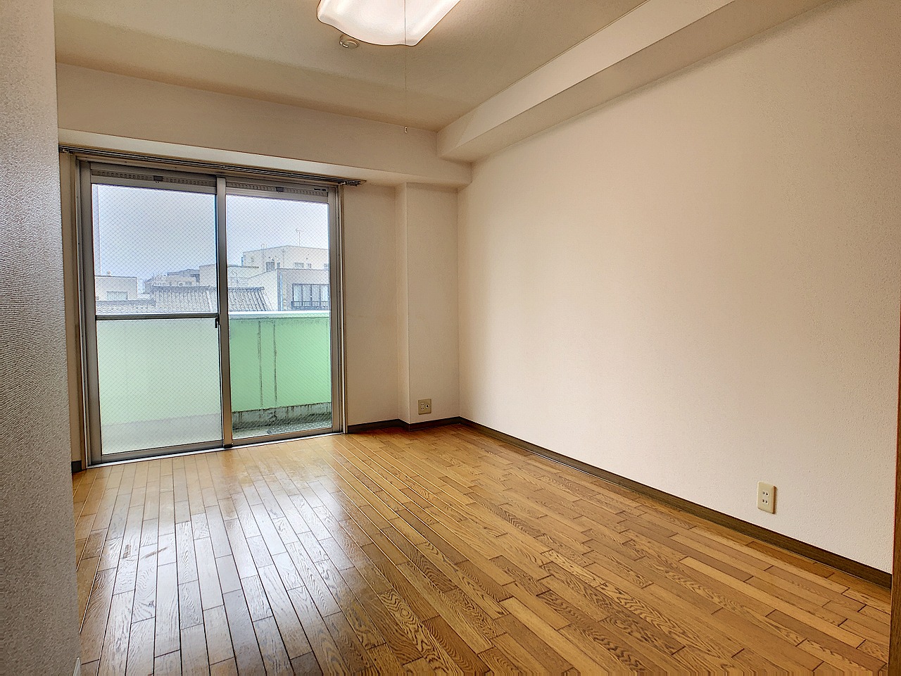 gallery0