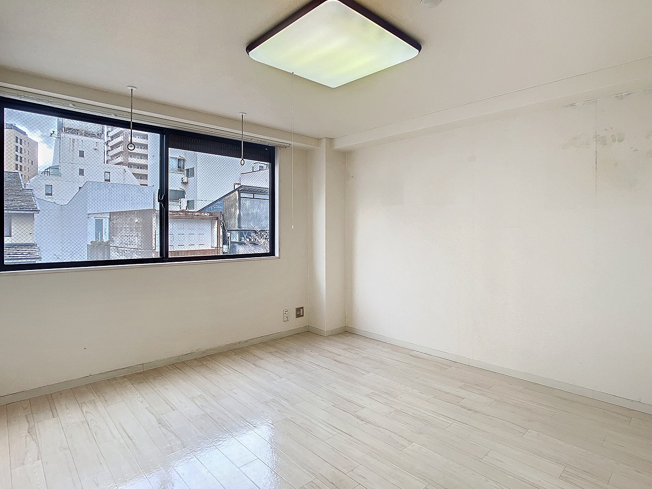 gallery1